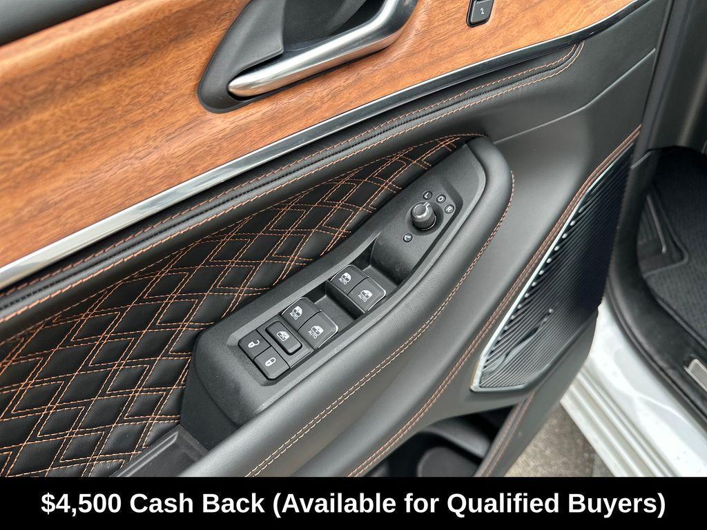 new 2026 Jeep Grand Cherokee car, priced at $59,346
