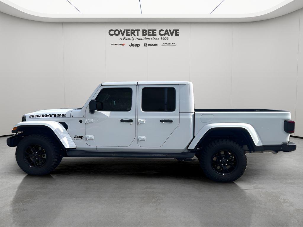 new 2025 Jeep Gladiator car, priced at $43,205