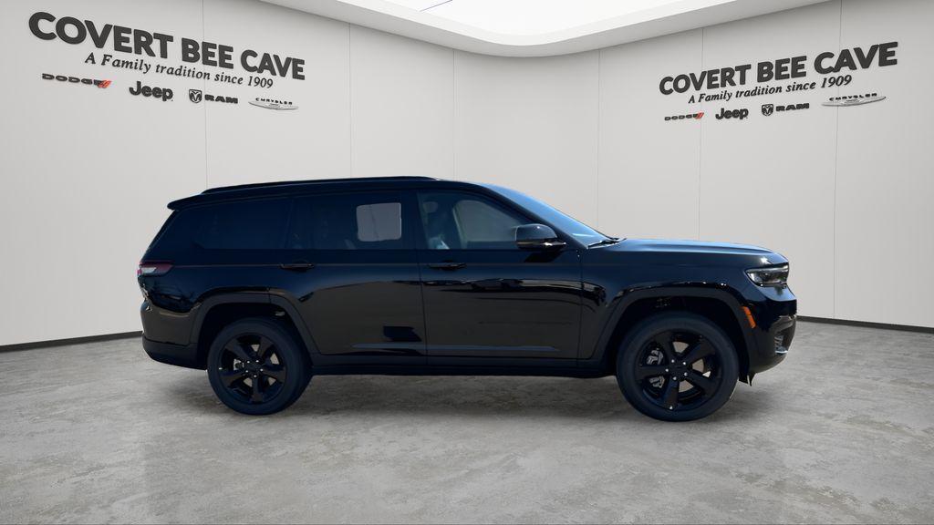 new 2025 Jeep Grand Cherokee L car, priced at $39,353