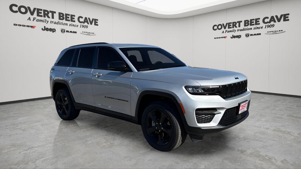new 2025 Jeep Grand Cherokee car, priced at $37,904