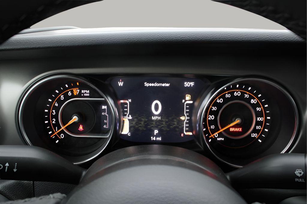 used 2023 Jeep Gladiator car, priced at $31,364