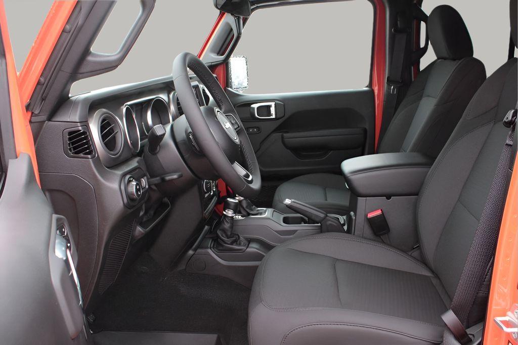 used 2023 Jeep Gladiator car, priced at $31,364