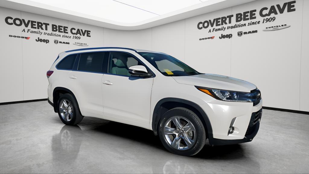 used 2019 Toyota Highlander car, priced at $29,518
