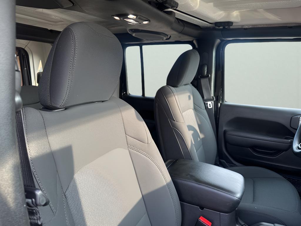 used 2022 Jeep Wrangler Unlimited car, priced at $29,632