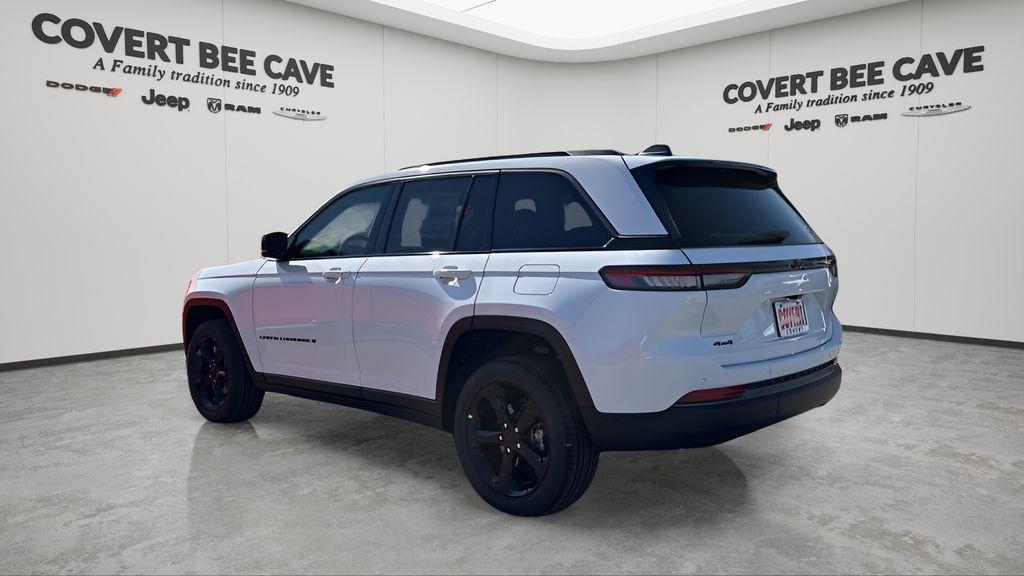 new 2026 Jeep Grand Cherokee car, priced at $47,577