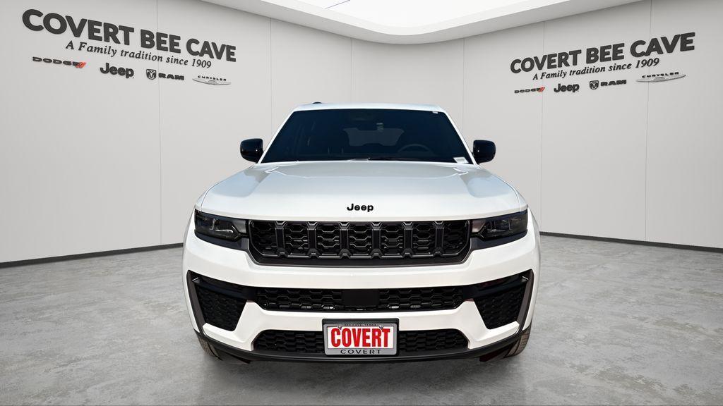 new 2026 Jeep Grand Cherokee car, priced at $47,577