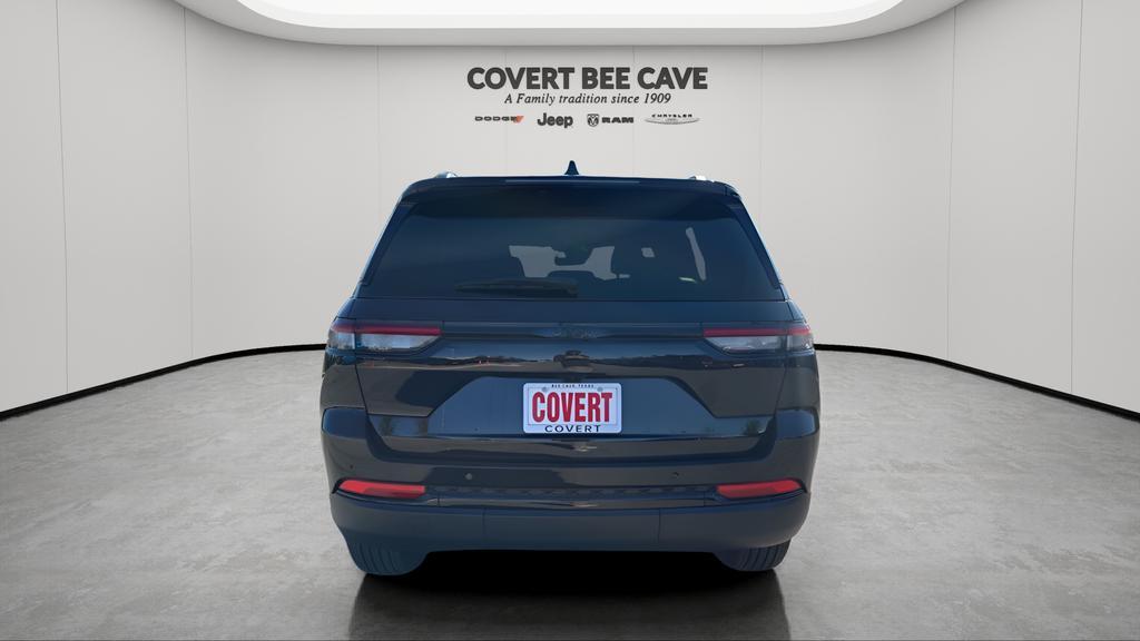 new 2025 Jeep Grand Cherokee car, priced at $38,980