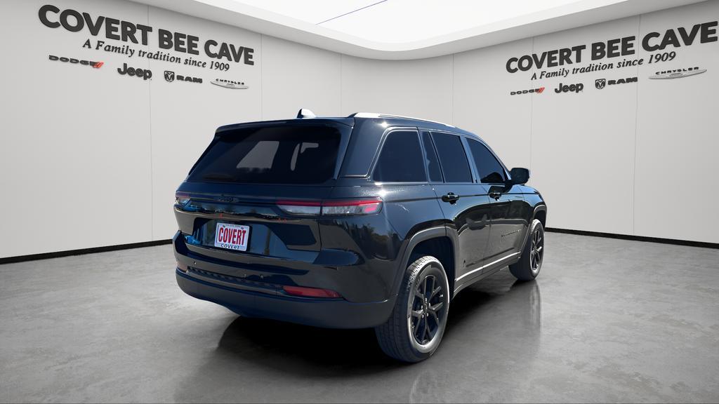 new 2025 Jeep Grand Cherokee car, priced at $38,980