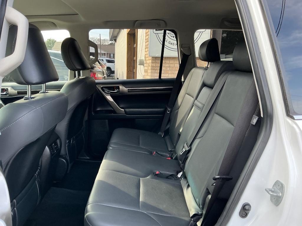 used 2018 Lexus GX 460 car, priced at $29,998