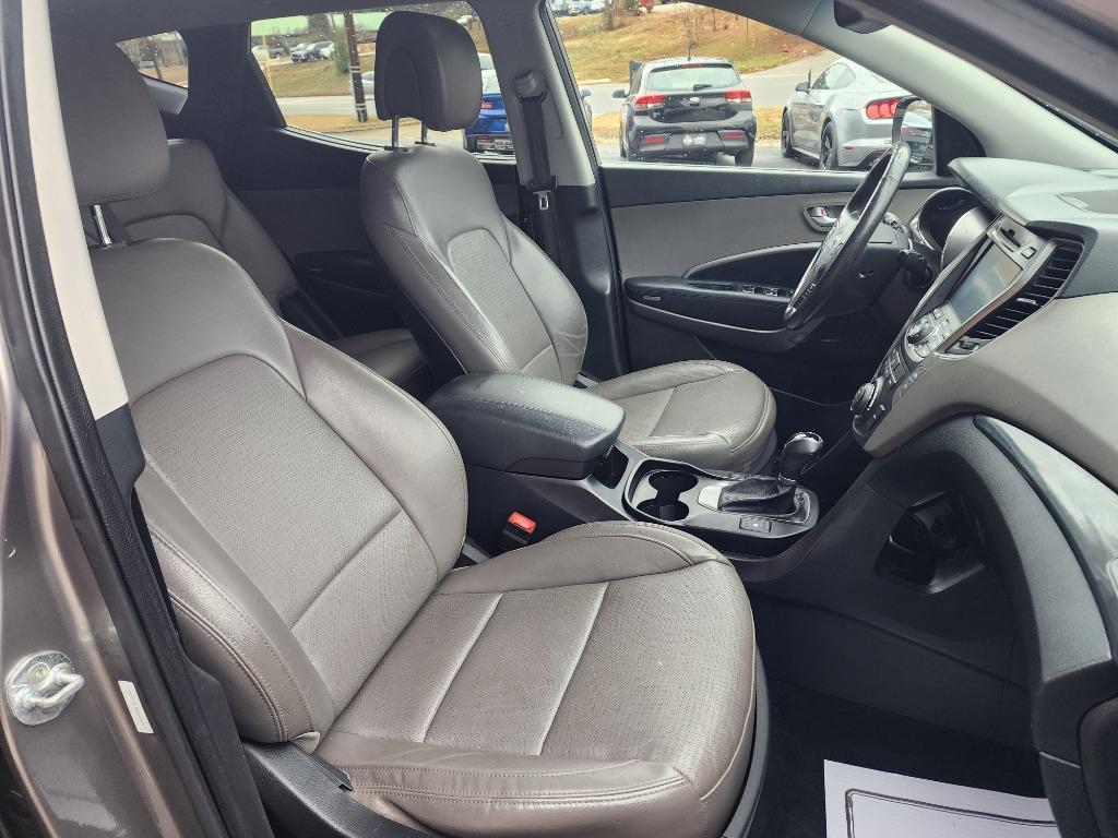 used 2016 Hyundai Santa Fe Sport car