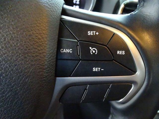 used 2022 Jeep Grand Cherokee WK car, priced at $27,895