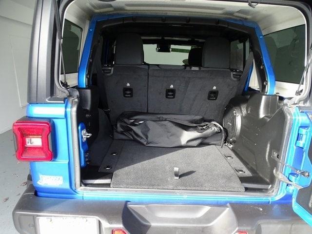 used 2022 Jeep Wrangler Unlimited car, priced at $33,000