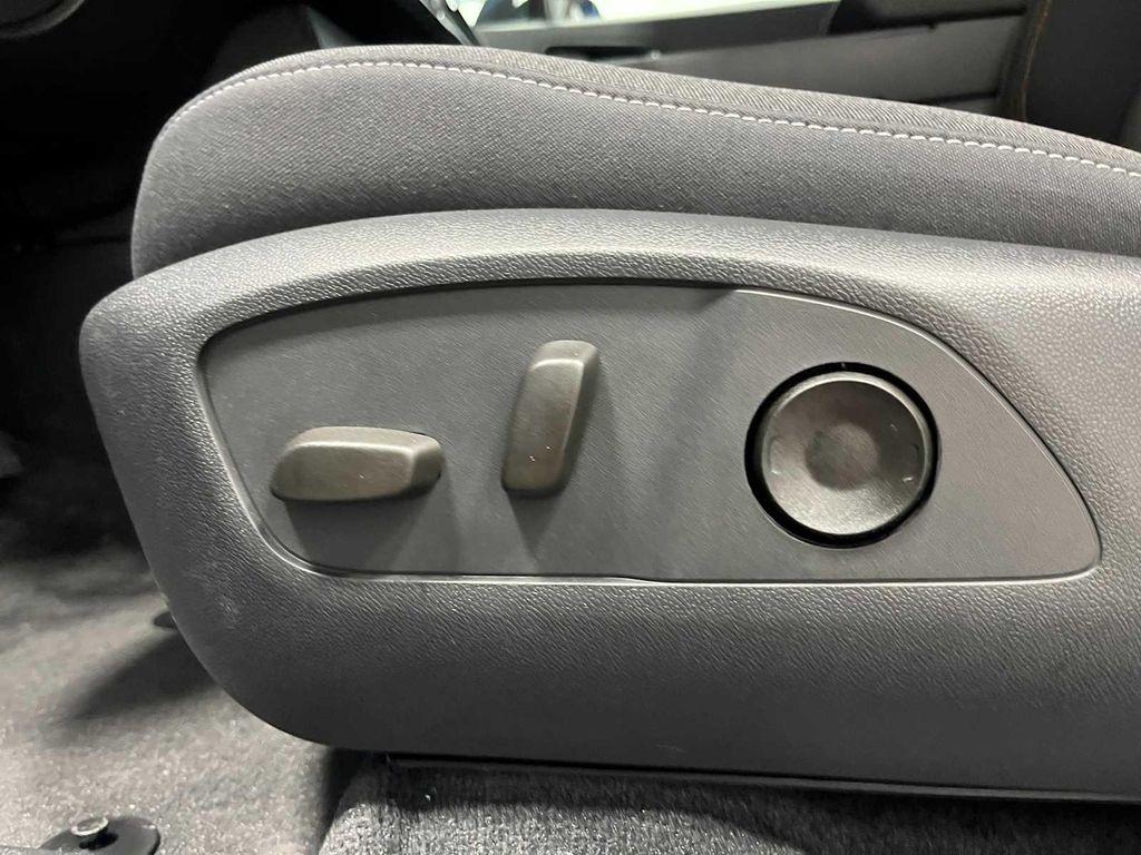 new 2025 Honda Prologue car, priced at $49,595