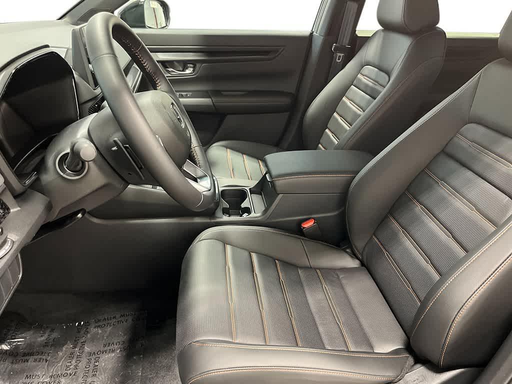 new 2026 Honda CR-V Hybrid car, priced at $39,584