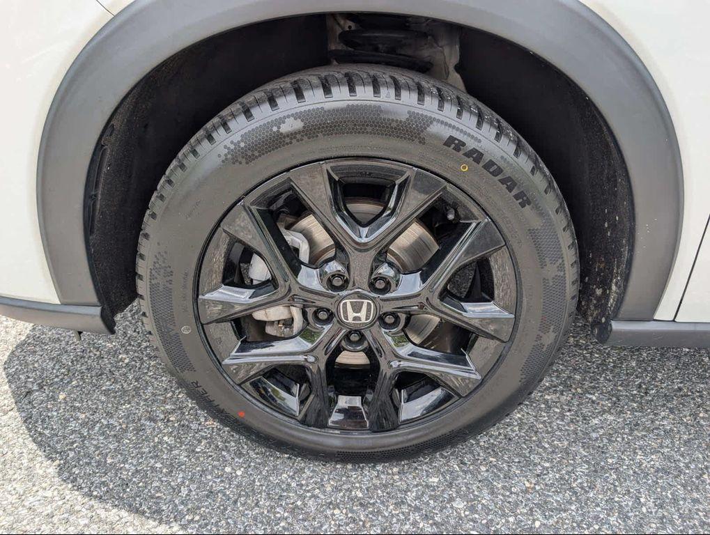 used 2024 Honda HR-V car, priced at $28,294