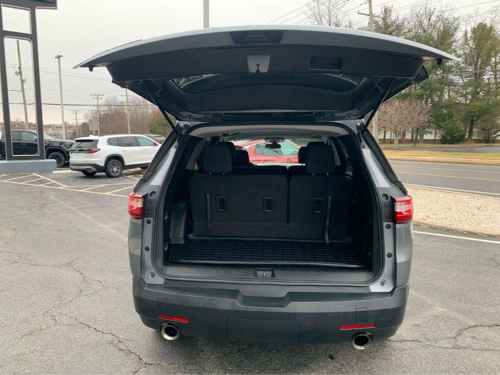 used 2020 Chevrolet Traverse car, priced at $14,810