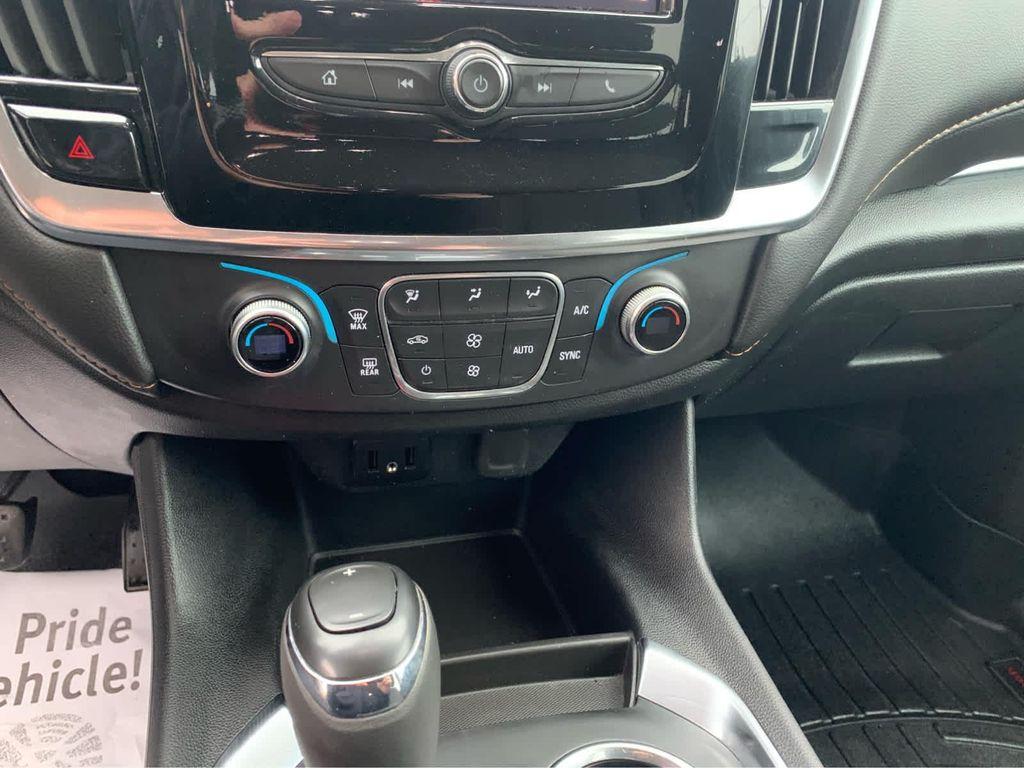 used 2020 Chevrolet Traverse car, priced at $14,810
