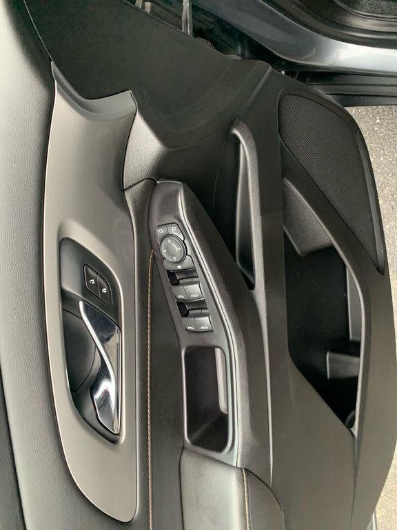 used 2020 Chevrolet Traverse car, priced at $14,810