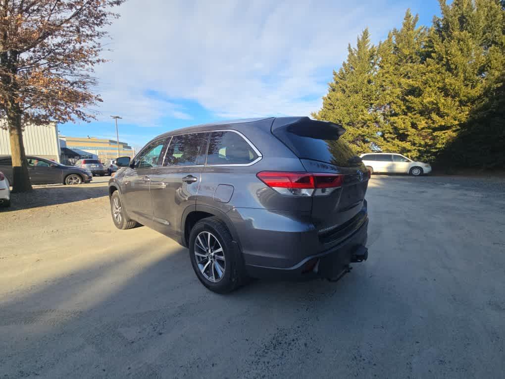 used 2018 Toyota Highlander car, priced at $19,051