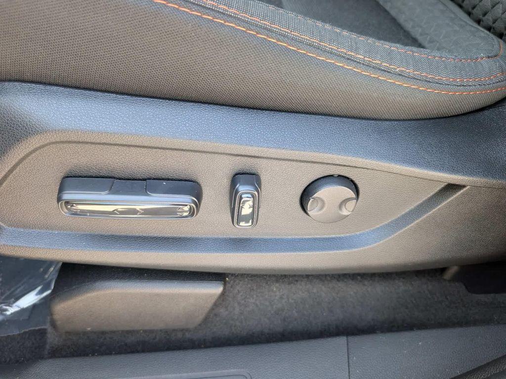 used 2025 Honda Pilot car, priced at $39,997