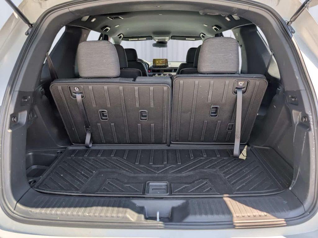 used 2025 Honda Pilot car, priced at $39,997