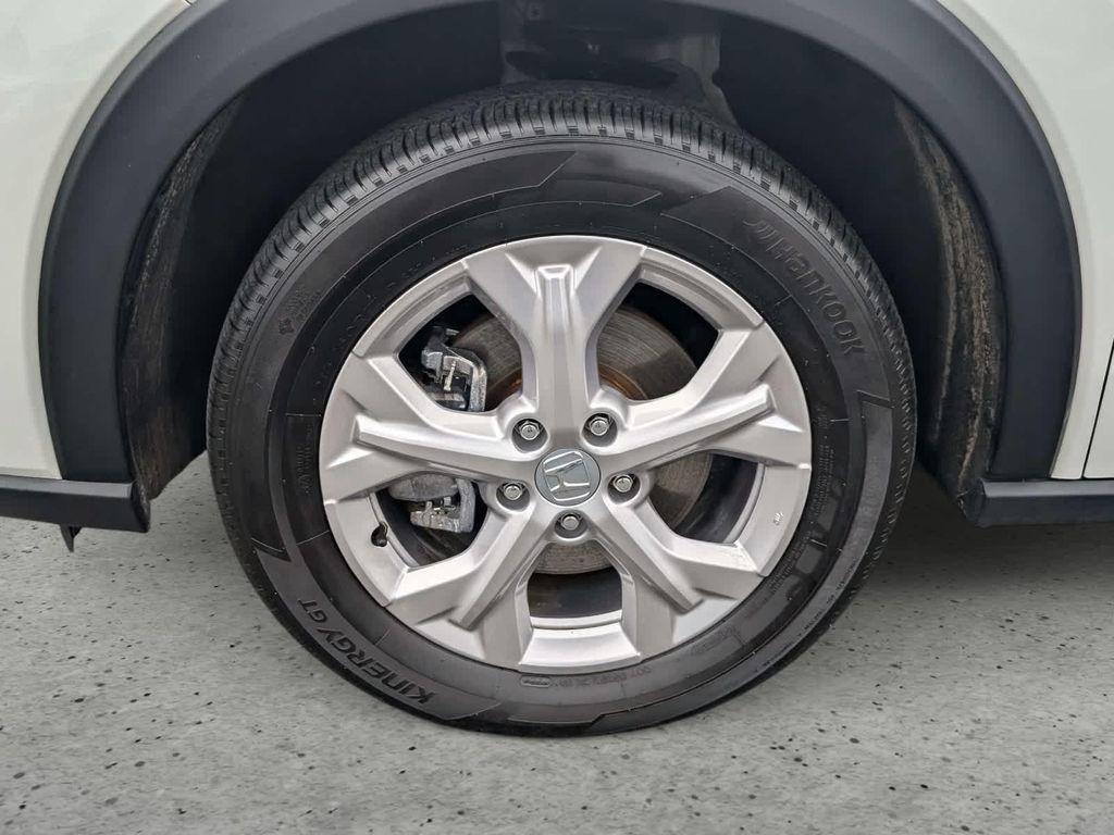 used 2025 Honda HR-V car, priced at $24,910