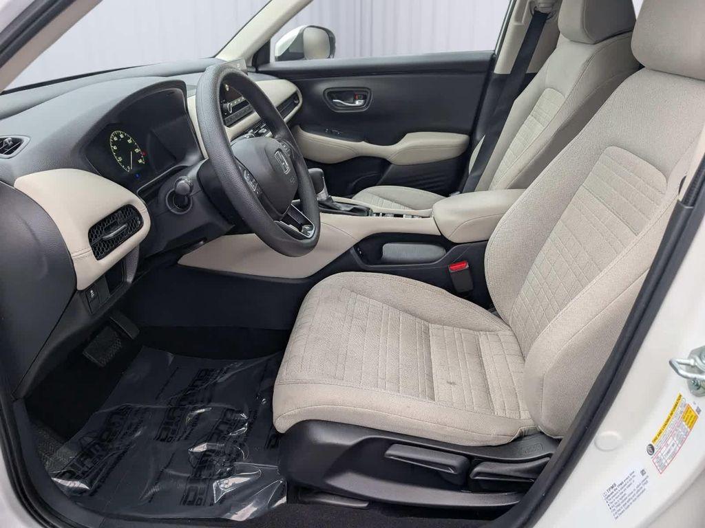 used 2025 Honda HR-V car, priced at $24,910