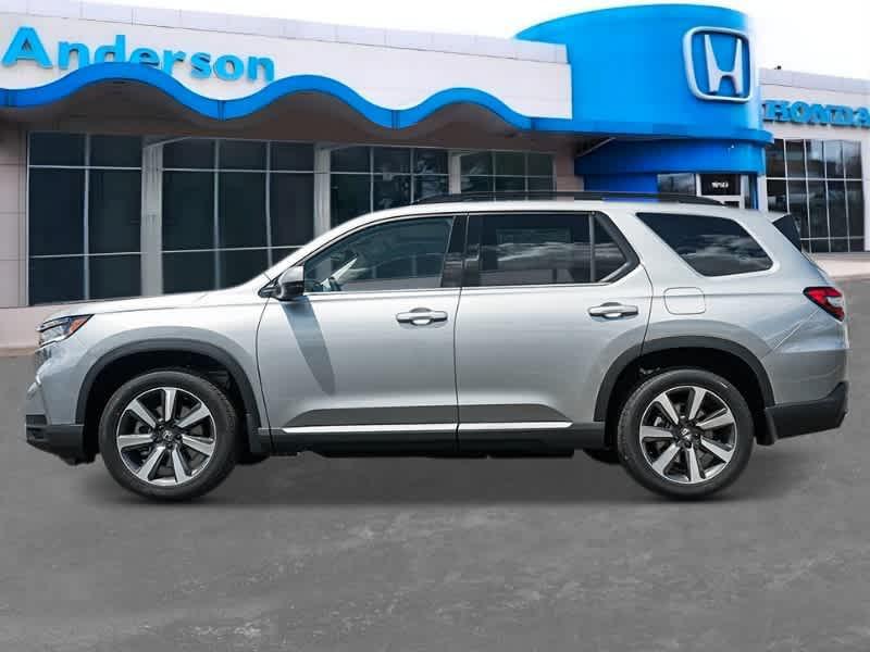 new 2025 Honda Pilot car, priced at $50,315