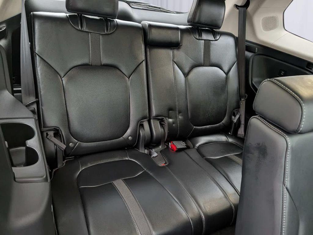 used 2025 Honda Pilot car, priced at $44,344