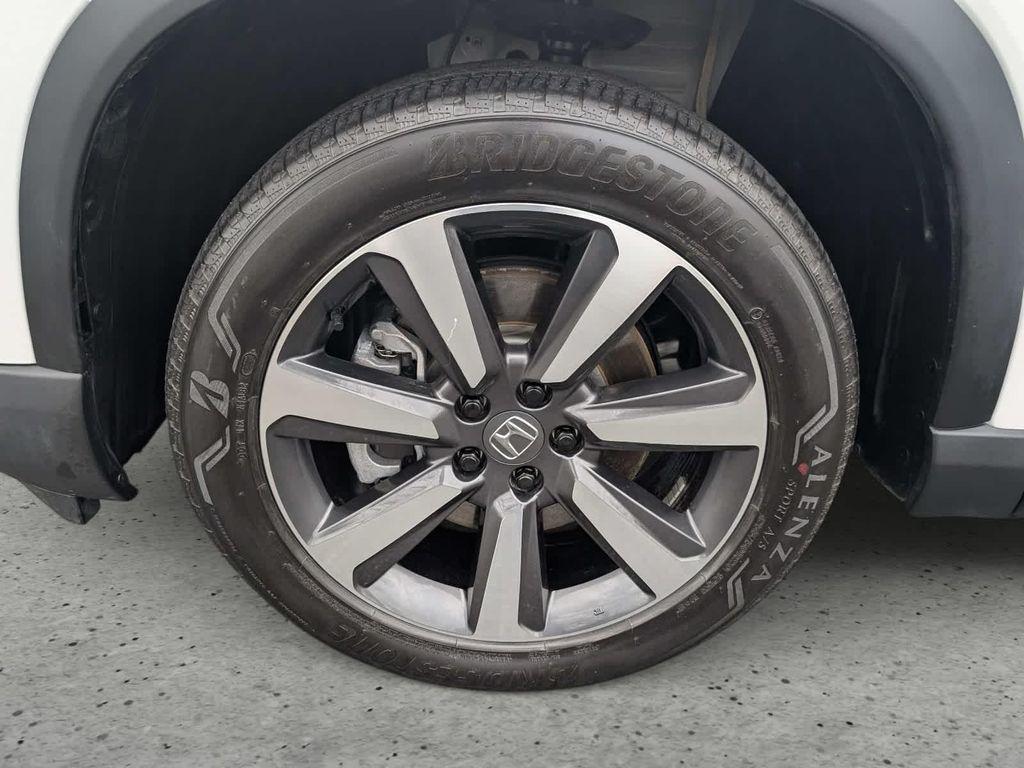 used 2025 Honda Pilot car, priced at $44,344