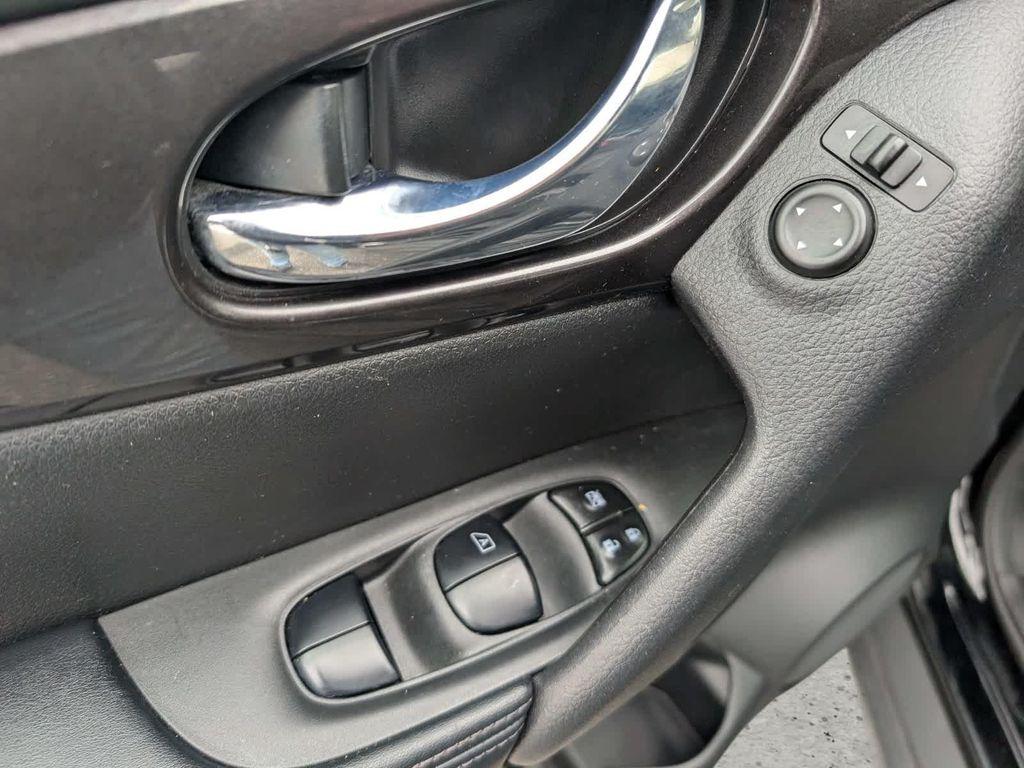 used 2019 Nissan Rogue car, priced at $13,043