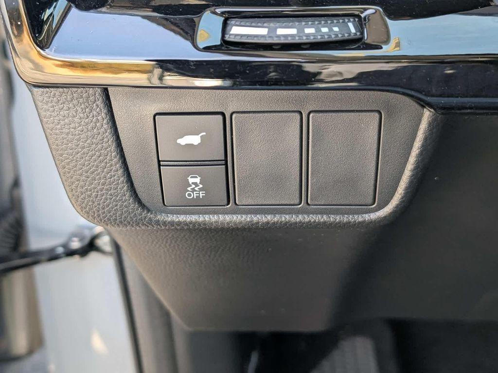 used 2025 Honda CR-V car, priced at $34,163