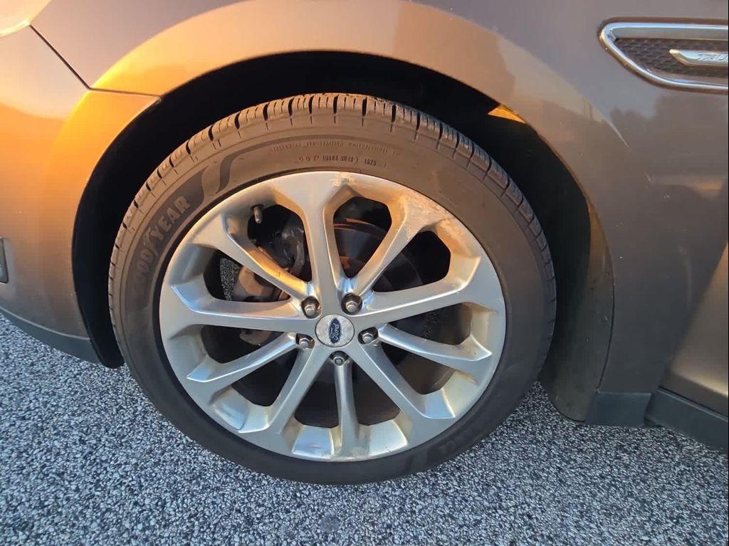 used 2015 Ford Taurus car, priced at $8,867