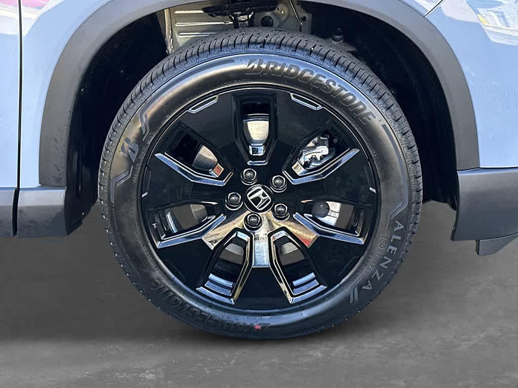 new 2026 Honda Pilot car, priced at $56,945