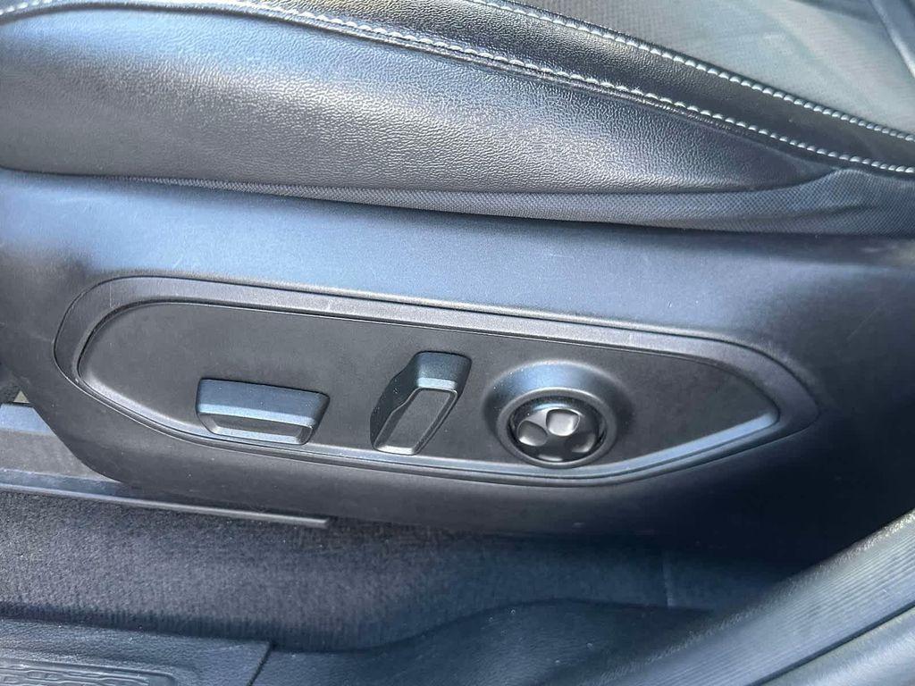 used 2023 Jeep Grand Cherokee car, priced at $26,900