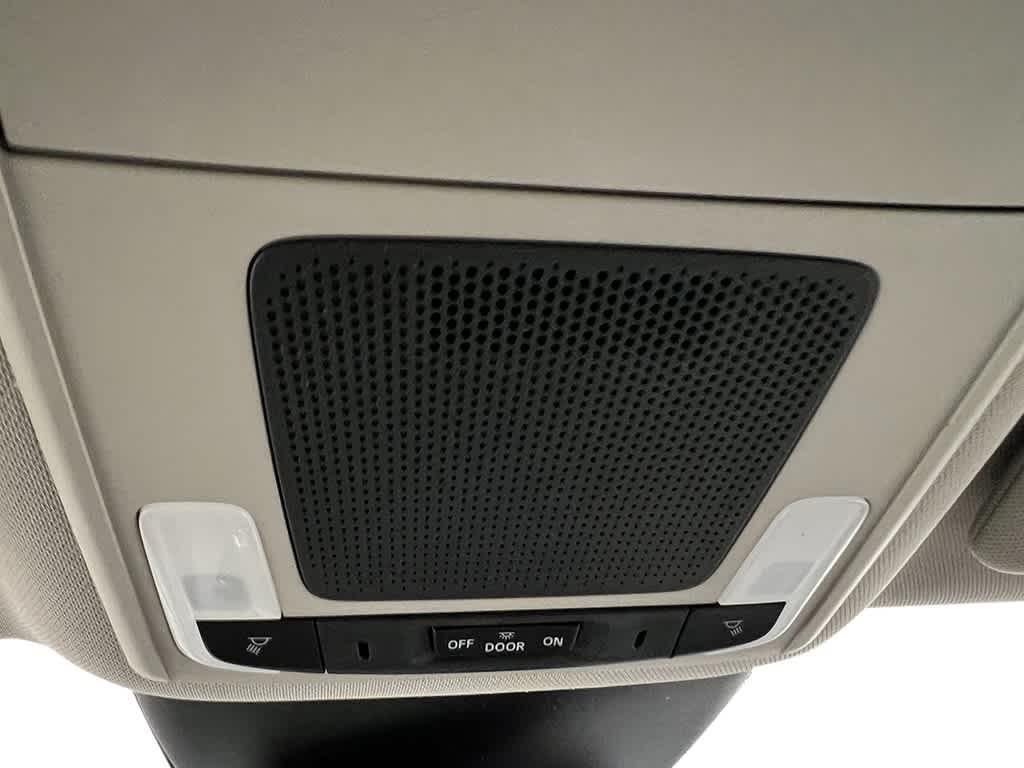 new 2025 Honda Pilot car, priced at $45,325