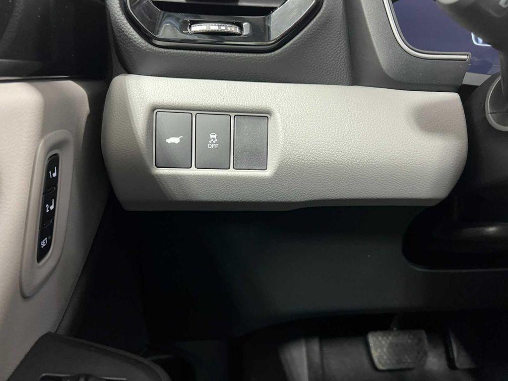 new 2025 Honda Pilot car, priced at $45,325