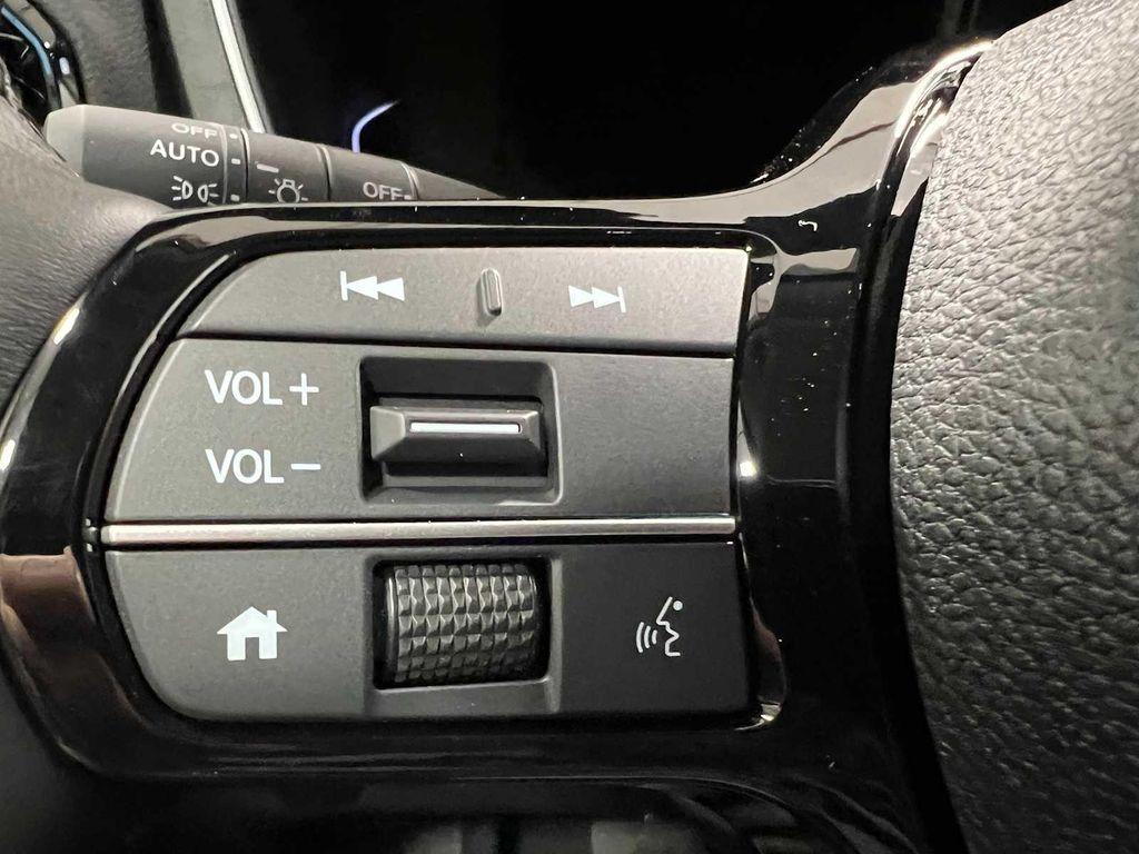 new 2025 Honda Pilot car, priced at $45,325