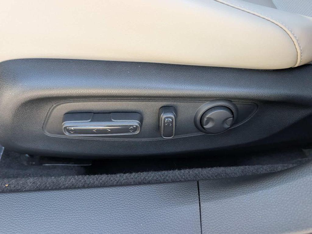 used 2025 Honda Accord Hybrid car, priced at $33,906