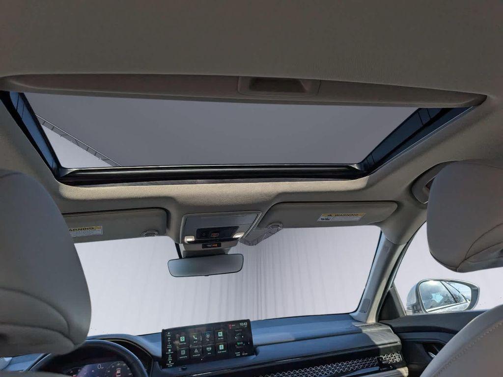 used 2025 Honda Accord Hybrid car, priced at $33,906