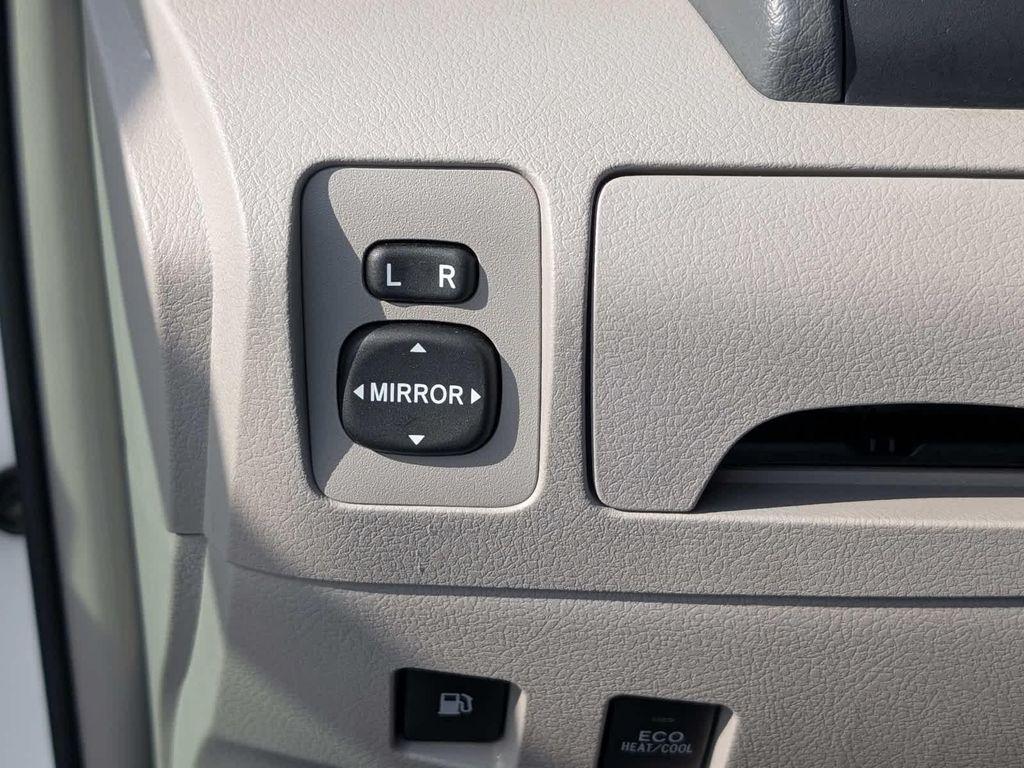 used 2009 Toyota Camry Hybrid car, priced at $11,873