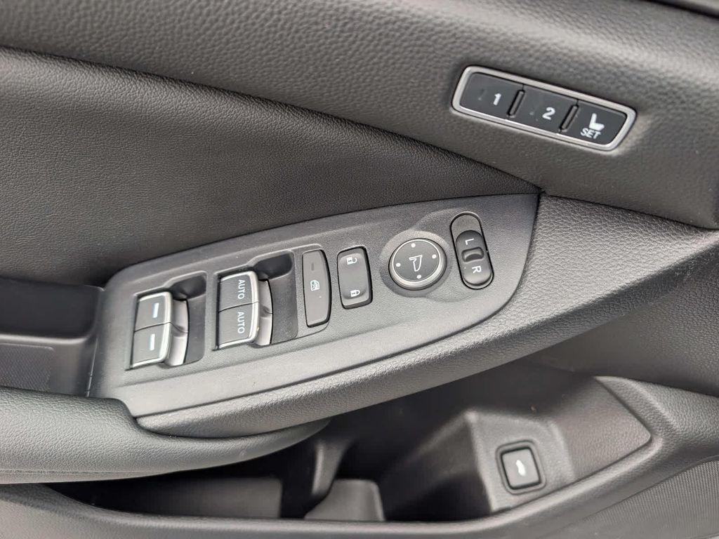 used 2019 Honda Accord Hybrid car, priced at $21,547