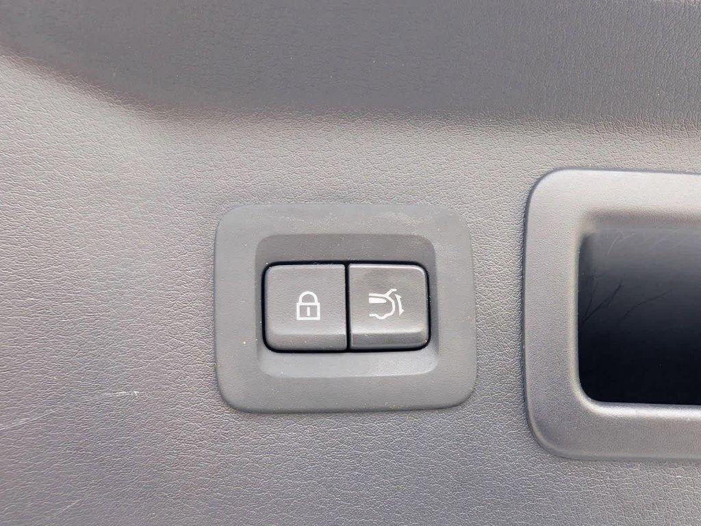 used 2025 Mazda CX-70 car, priced at $29,045