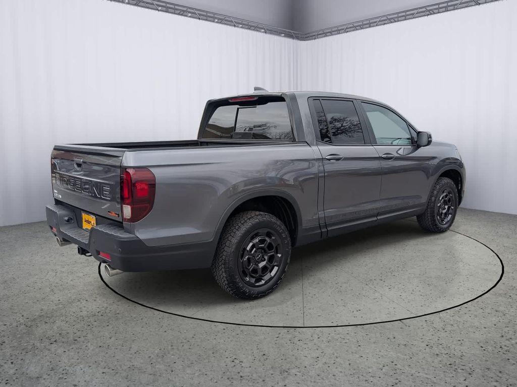 used 2025 Honda Ridgeline car, priced at $40,457