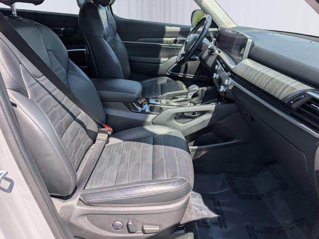 used 2023 Kia Telluride car, priced at $37,464