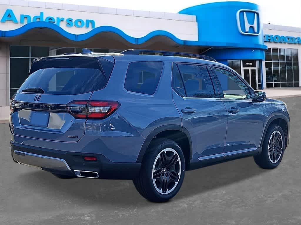 new 2026 Honda Pilot car, priced at $54,245