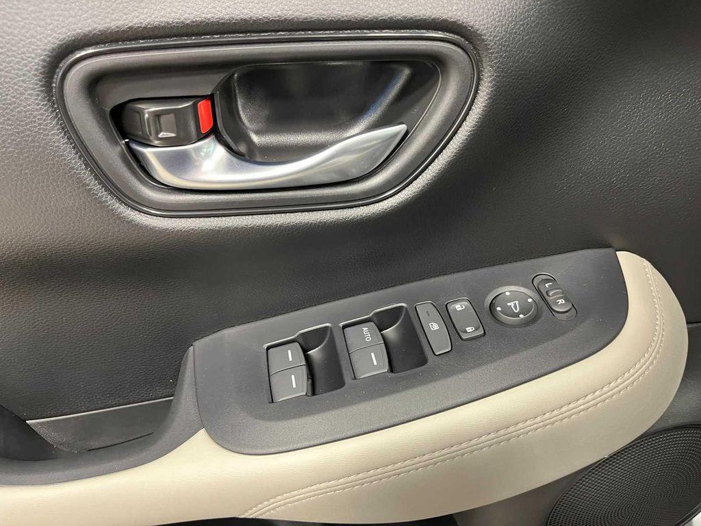 new 2026 Honda HR-V car, priced at $27,932