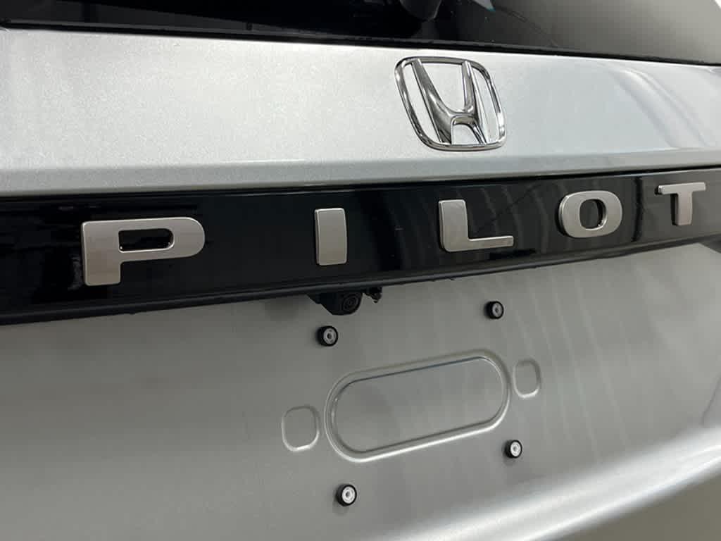 new 2026 Honda Pilot car, priced at $47,090