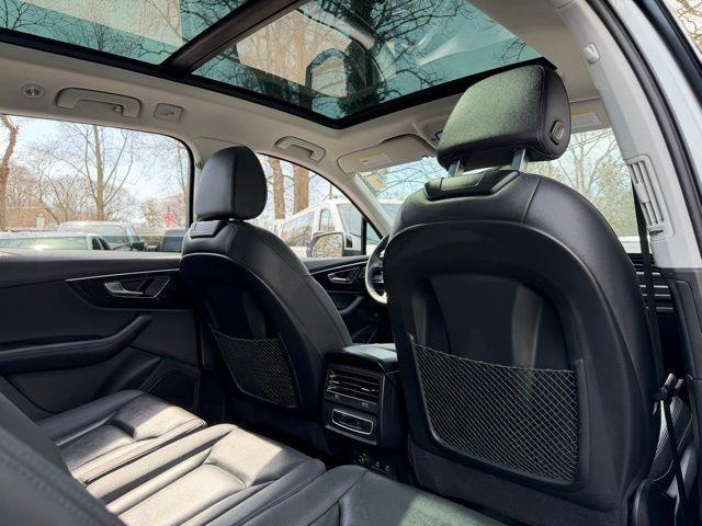used 2023 Audi Q7 car, priced at $37,585