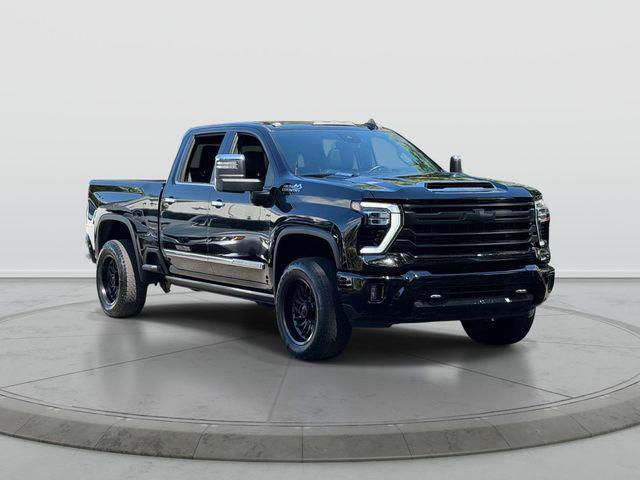 used 2024 Chevrolet Silverado 2500 car, priced at $67,395